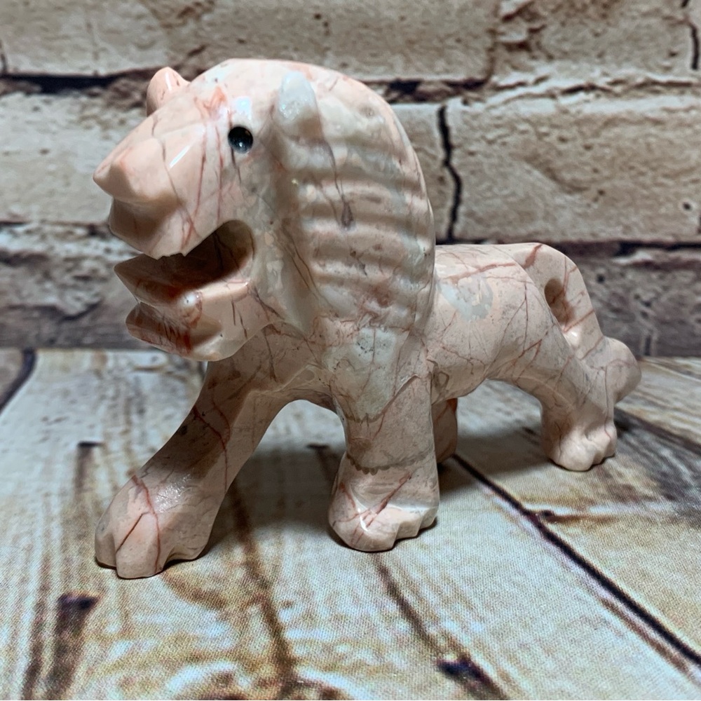 Vintage Carved Pink Marble Onyx Stone Lion Sculpture Figurine 4.5" x 2.75" x 1"